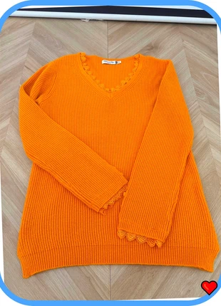 (2) Pull William de Faye col V moutarde dentelle femme XXL, marke: William de Faye, zustand: Sehr gut, größe: L / 40 / 12, 9,00 €, 10,15 € inklusive Vinted-Käuferschutz