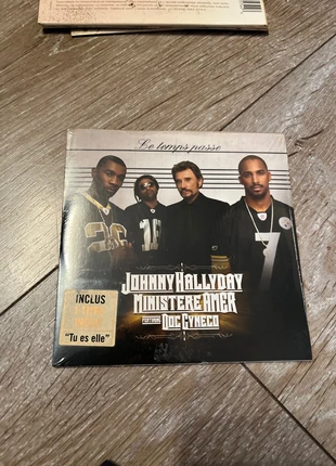 Johnny Hallyday ministère amer doc gyneco, zustand: Sehr gut, 6,00 €, 7,00 € inklusive Vinted-Käuferschutz