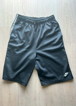 Short Nike taille XL, marque: Nike, état: Très bon état, taille: XL, 20,00 €, 21,70 € Protection acheteurs incluse