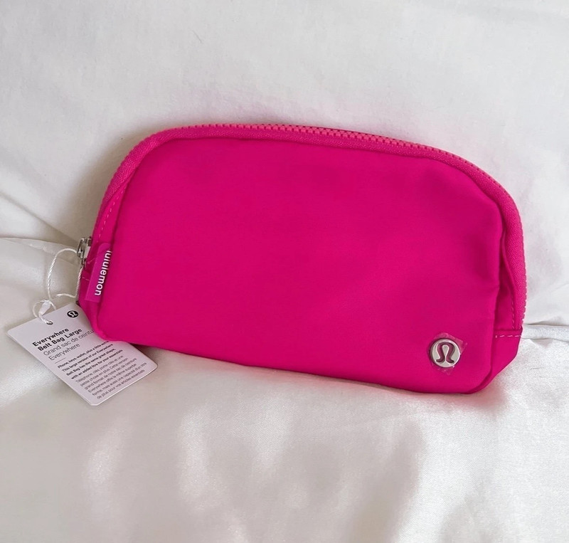 Lululemon Everywhere Belt Bag 1L Sonic Pink Brand new with tags!! 2