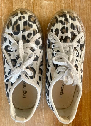 Chaussures en toile , état: Très bon état, taille: 31, 5,00 €, 5,95 € Protection acheteurs incluse