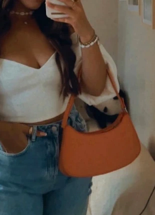 Top bustier manches bouffantes blanc Bershka, marque: Bershka, état: Très bon état, taille: L / 40 / 12, 12,00 €, 13,30 € Protection acheteurs incluse