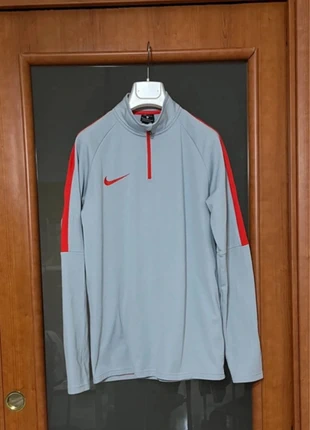 Nike dri fit felpa da uomo taglia m, marca: Nike, estado: Muito bom, tamanho: M, €14.00, €15.40 inclui Proteção do Comprador