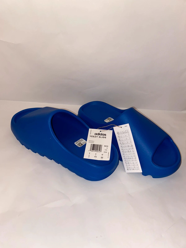 Adidas yeezy slide - azure