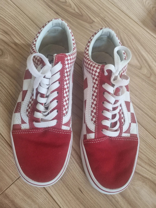 Vans shoes 2025 red checkered