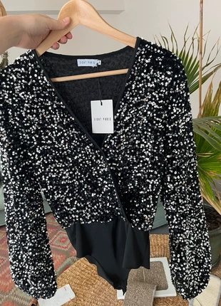 Glitter body, marque: EIGHT PARIS, état: Neuf avec étiquette, taille: S / 36 / 8, 19,00 €, 20,65 € Protection acheteurs incluse