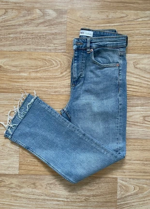 Jean Flare Zara, brand: Zara, condition: Very good, size: M / 38 / 10, €15.00, €16.45 includes Buyer Protection