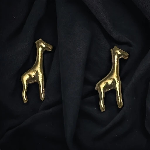 Golden giraffe stud post earrings 1