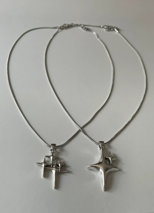 Lot de deux colliers étoilés chrome ajustables acier inoxydable, marke: CHROME, zustand: Sehr gut, 7,90 €, 9,00 € inklusive Vinted-Käuferschutz