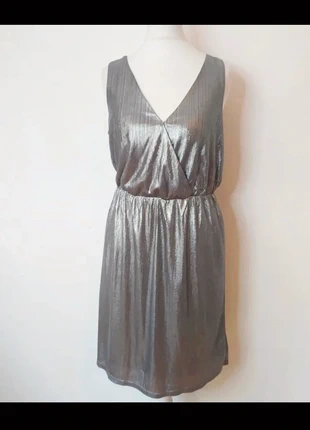 🌼Robe de fête argentée, marca: Etam, estado: Muito bom, tamanho: S / 36 / 8, €14.00, €15.40 inclui Proteção do Comprador