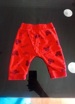 Pantalon sarouel Disney 3 mois, merk: Disney, staat: Heel goed, maat: 3-6 maanden / 62 cm, € 5,00, € 5,95 inclusief Kopersbescherming