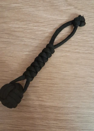 Porte clés en paracorde, merk: Fait Main, staat: Nieuw zonder prijskaartje, maat: Universeel, € 4,00, € 4,90 inclusief Kopersbescherming