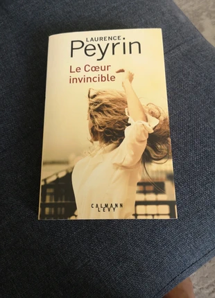 Livre le cœur invincible Laurence Peyrin, estado: Muy bueno, 7,00 €, 8,05 € Protección al comprador incluida