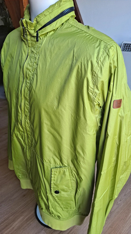 Weekend offender green clearance jacket