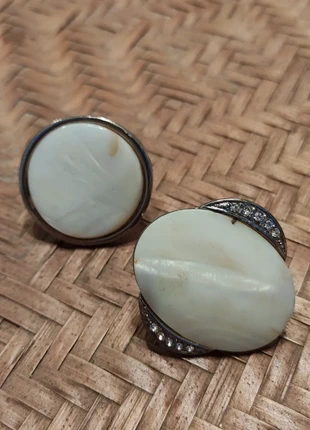 Due anelli in madreperla , marque: anello, état: Satisfaisant, taille: 16,9 mm, 1,00 €, 1,75 € Protection acheteurs incluse