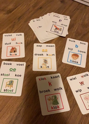 Letters kwartet, état: Bon état, taille: 6 ans / 116 cm, 4,00 €, 4,90 € Protection acheteurs incluse