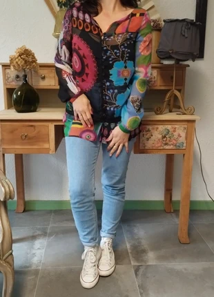 Blouse Desigual – Explosion de couleurs & esprit libre 🎨, marca: Desigual, estado: Bom, tamanho: XS / 34 / 6, €6.00, €7.00 inclui Proteção do Comprador Pro