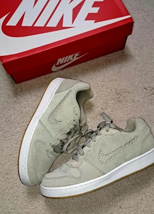 Basket Nike 40 Ebernon Low Prem AQ2232 300, marque: Nike, état: Très bon état, taille: 40, 40,00 €, 42,70 € Protection acheteurs (Pro) incluse