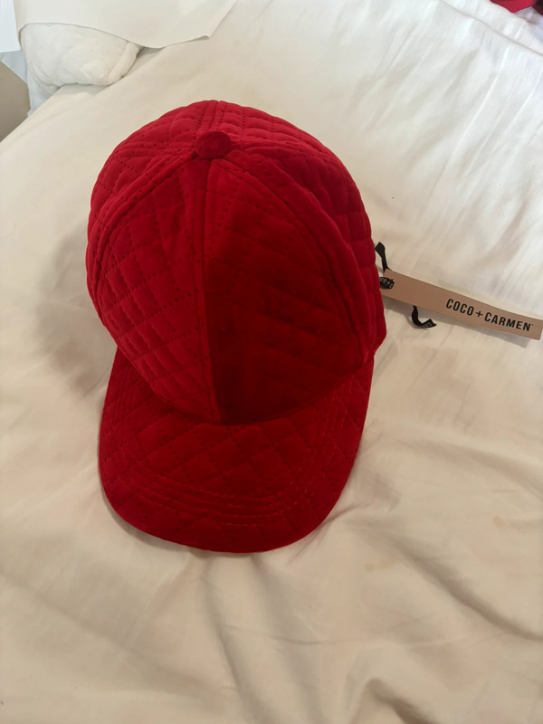 Red hat NWT 1