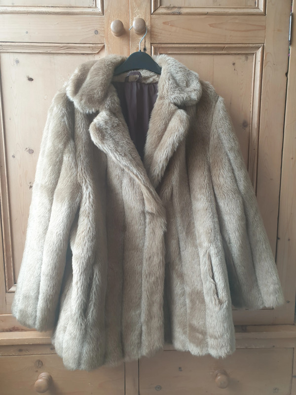 Beautiful mink faux fur coat Vinted