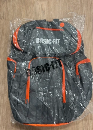 Sac à dos Basic Fit - neuf avec étiquette, marke: Basic-Fit, zustand: Neu, mit Etikett, 12,00 €, 13,30 € inklusive Vinted-Käuferschutz