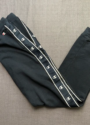 Jogging Champion enfant S/XL – bleu marine avec bande logo, style sport rétro, brand: Champion, condition: Very good, size: S, €5.00, €5.95 includes Buyer Protection Pro