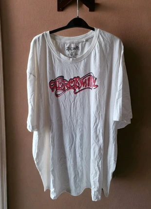 T-shirt Only & Sons blanc cassé 6XL, marque: ONLY & SONS, état: Très bon état, taille: 6XL, 8,00 €, 9,10 € Protection acheteurs incluse