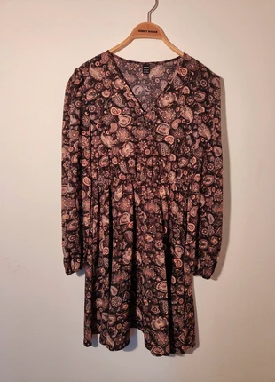 Robe casual Shein , marque: Shein, état: Neuf sans étiquette, taille: M / 38 / 10, 8,00 €, 9,10 € Protection acheteurs incluse