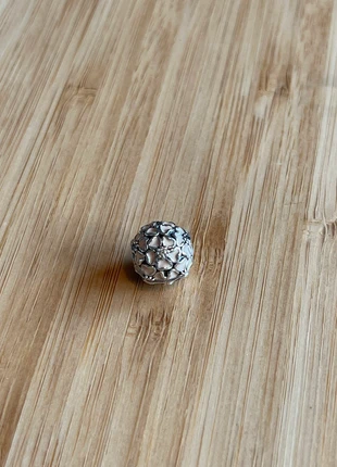 Pink flowers all over Pandora charm clip, brand: Pandora, condition: Very good, £18.00, £19.60 includes Buyer Protection