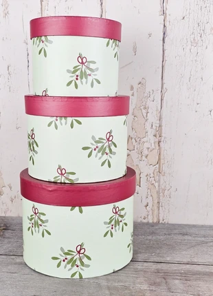 *Down to our Last Couple* Beautiful Mistletoe Christmas Storage Boxes Xmas Eve Gift, brand: Warmth and Willow, condition: New with tags, £8.95, £10.10 includes Buyer Protection