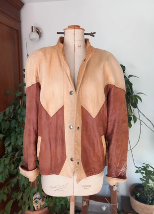 Veste moto beige marron en cuir patiné vintage, brand: Vintage Dressing, condition: Good, size: L, €29.00, €31.15 includes Buyer Protection