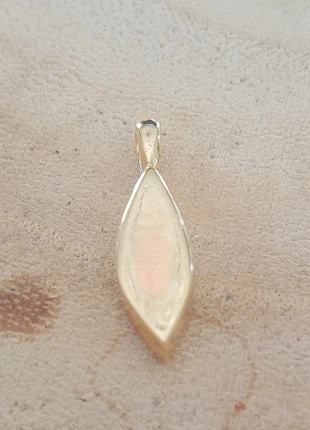 Pendentif minimaliste doré forme goutte , marke: bijoux minimalistes, zustand: Sehr gut, 7,00 €, 8,05 € inklusive Vinted-Käuferschutz