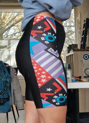 Bikershort 80's 90's, merk: Outfit, staat: Nieuw zonder prijskaartje, maat: M / 38 / 10, € 20,00, € 21,70 inclusief Kopersbescherming