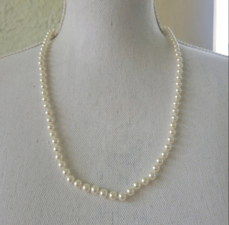 Vintage Napier Necklace Gold Plated Imitation Pearl Costume Jewelry 26". 1