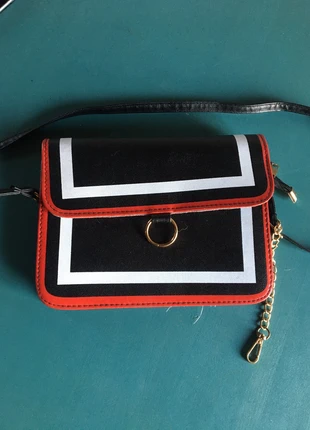 Sac à mains noir rouge blanc, brand: Vintage, condition: Very good, €6.00, €7.00 includes Buyer Protection
