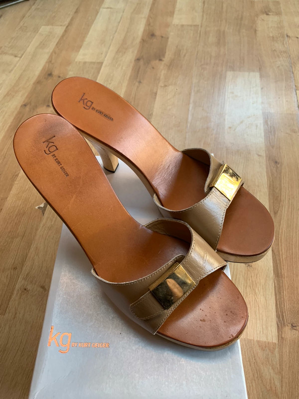 Kurt Geiger Y2K gorgeous ladies tan leather wooden heeled sandals