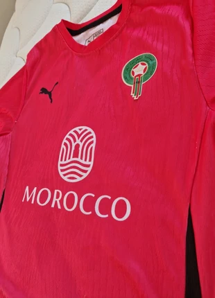 Maillot concept rose du Maroc trés bon état taille M avec possibilité  de negocier, brand: Puma, condition: Very good, size: M, €25.00, €26.95 includes Buyer Protection