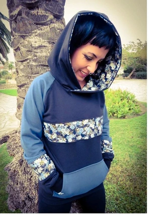 Sudadera handmade, marca: small coutures, estado: Novo sem etiquetas, tamanho: M / 38 / 10, €10.00, €11.20 inclui Proteção do Comprador