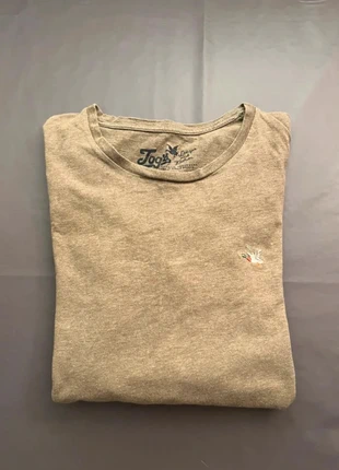 Tee-shirt Chevignon Vintage uni | kaki Logo brodé | Taille M homme, marca: Chevignon, estado: Muito bom, tamanho: M, €12.00, €13.30 inclui Proteção do Comprador