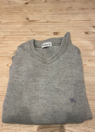 Pull Burberry, marque: Burberry, état: Très bon état, taille: M / 38 / 10, 50,00 €, 53,20 € Protection acheteurs incluse