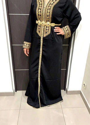 Caftan noir et or, brand: lalanayalcaftan, condizioni: Nuovo con cartellino, taglia: Altro, €89.00, €94.15 include la Protezione acquisti