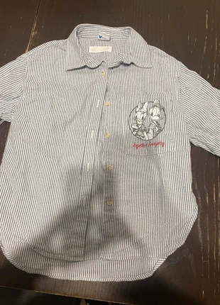 Camicia disney zara, marque: Zara, état: Très bon état, taille: 6 ans / 116 cm, 8,00 €, 9,10 € Protection acheteurs incluse