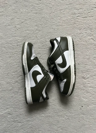 👟 Nike Dunk Blanche & Kaki – Taille 37,5 Femme 👟, marque: Nike, état: Bon état, taille: 37.5, 9,50 €, 10,68 € Protection acheteurs incluse