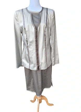 Ensemble robe blazer tailleur femme marron beige doré Singh smadan taille 44 très bon état, marke: singh s madan, zustand: Sehr gut, größe: XXL / 44 / 16, 15,00 €, 16,45 € inklusive Vinted-Käuferschutz