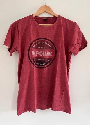Tee shirt Rip Curl, marque: Rip Curl, état: Très bon état, taille: S, 5,50 €, 6,48 € Protection acheteurs incluse