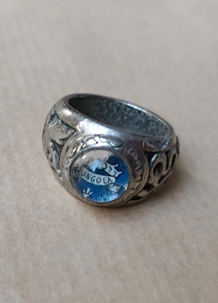 Hitman Reborn Vongola ring, marke: Hitman reborn, zustand: Gut, größe: 54.3 mm / 17.3 mm Ø, 7,00 €, 8,05 € inklusive Vinted-Käuferschutz