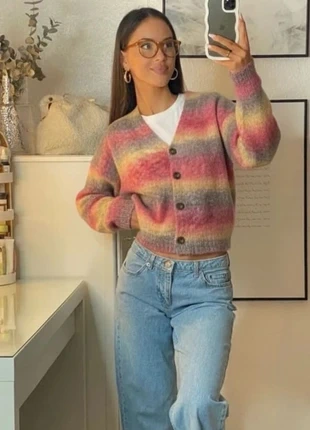 Cardigan doux rose à rayures dégradées, coupe courte et cosy taille S, brand: shawly, condizioni: Ottime, taglia: S / IT 40 / EU 36, €74.00, €78.40 include la Protezione acquisti Pro