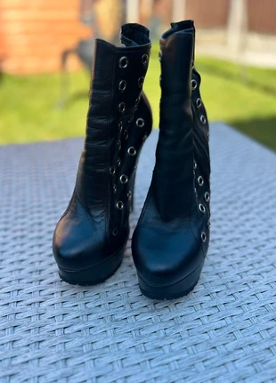 Christopher Kane Topshop leather ankle boots, brand: Topshop, condition: Very good, size: 6, £10.00, £11.20 includes Buyer Protection