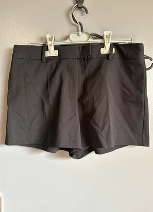Short Fluide Noir Zara - Taille XS - Très Bon État, marke: Zara, zustand: Sehr gut, größe: XS / 34 / 6, 5,00 €, 5,95 € inklusive Vinted-Käuferschutz
