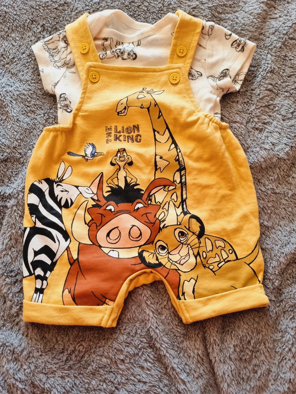 King sales newborn outfit